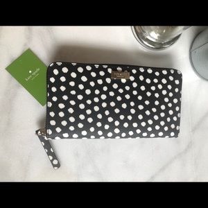 KATE SPADE Wallet NEW